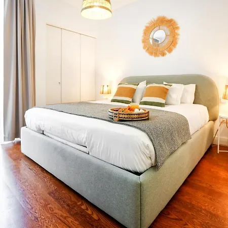 Apartment Coast Guard *