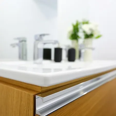 Coast Guard Apartment *